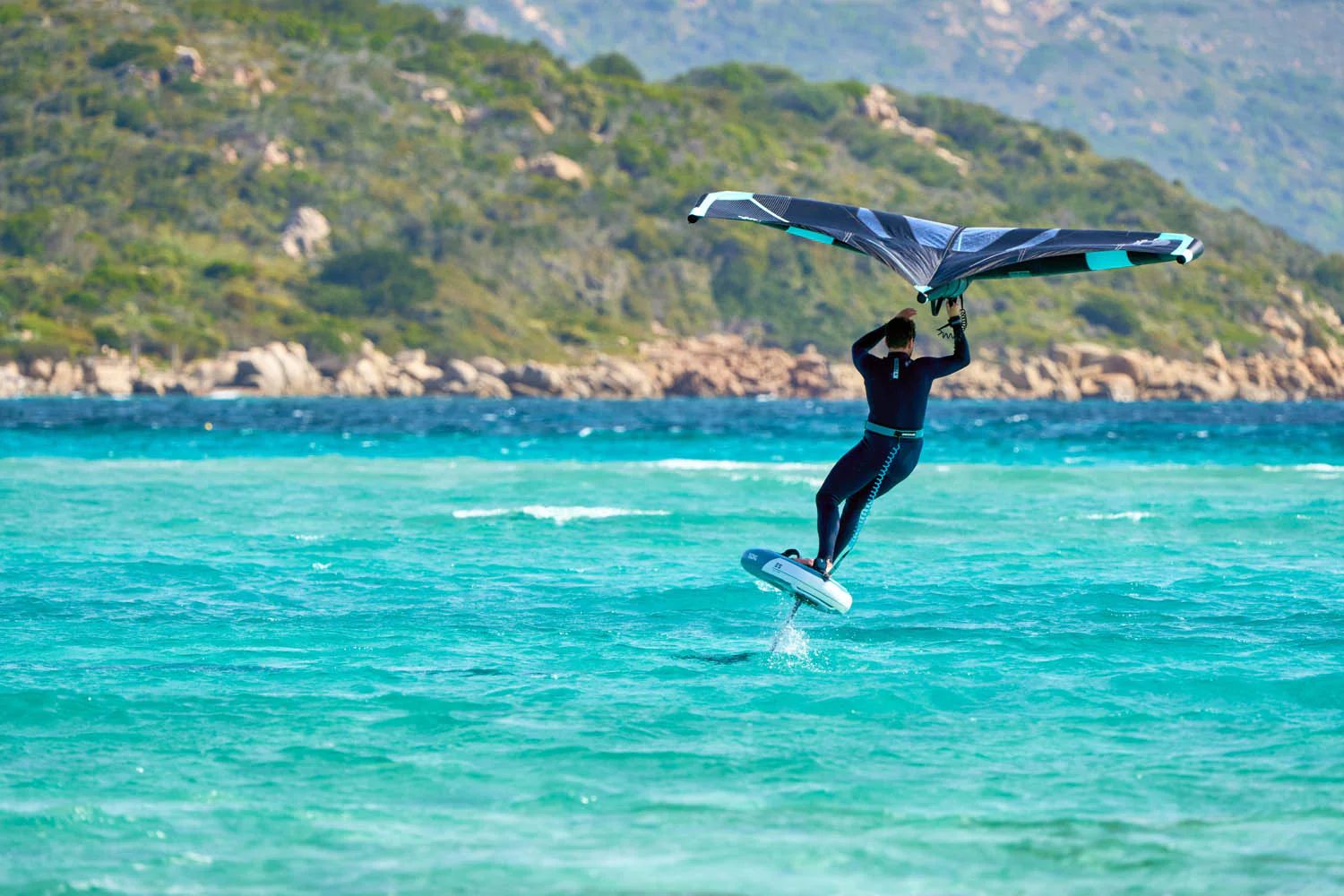 GONG | Wing foil Board Inflatable HIPE Perf 5'10 G1 - Image 17