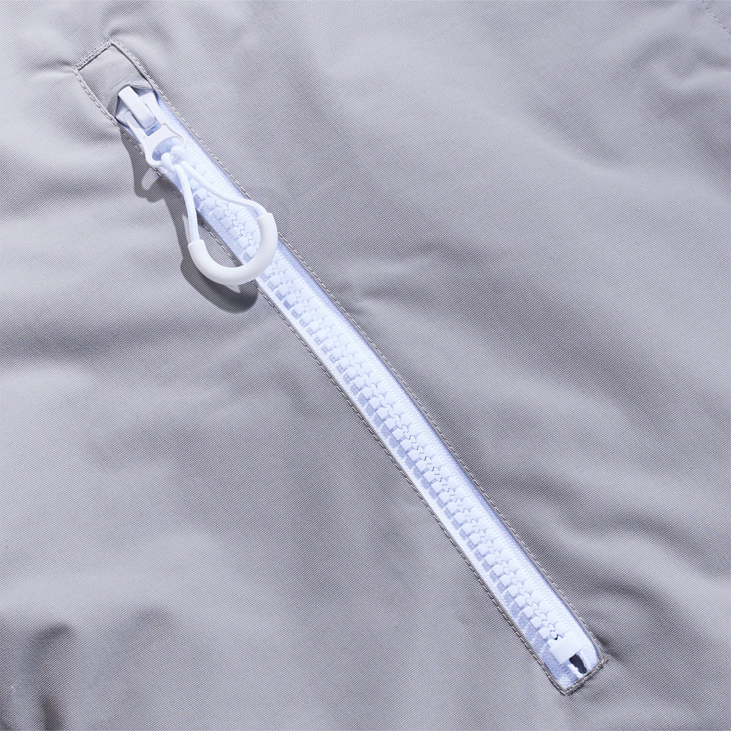 GONG | Poncho Imperméable Gris Clair - Image 9