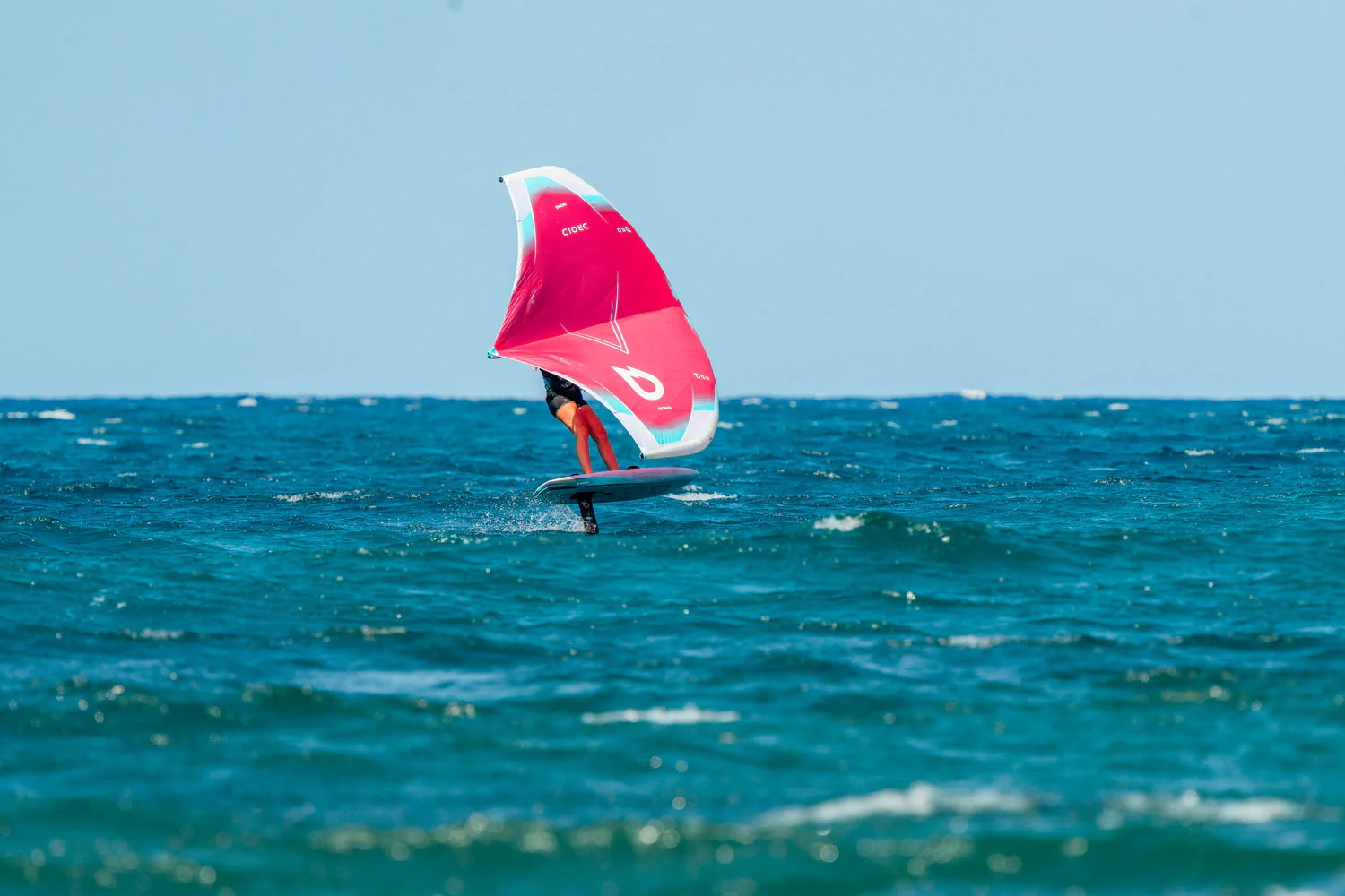 GONG | Wing Foil Board Cruzader Diamond FSP Pro - Image 19