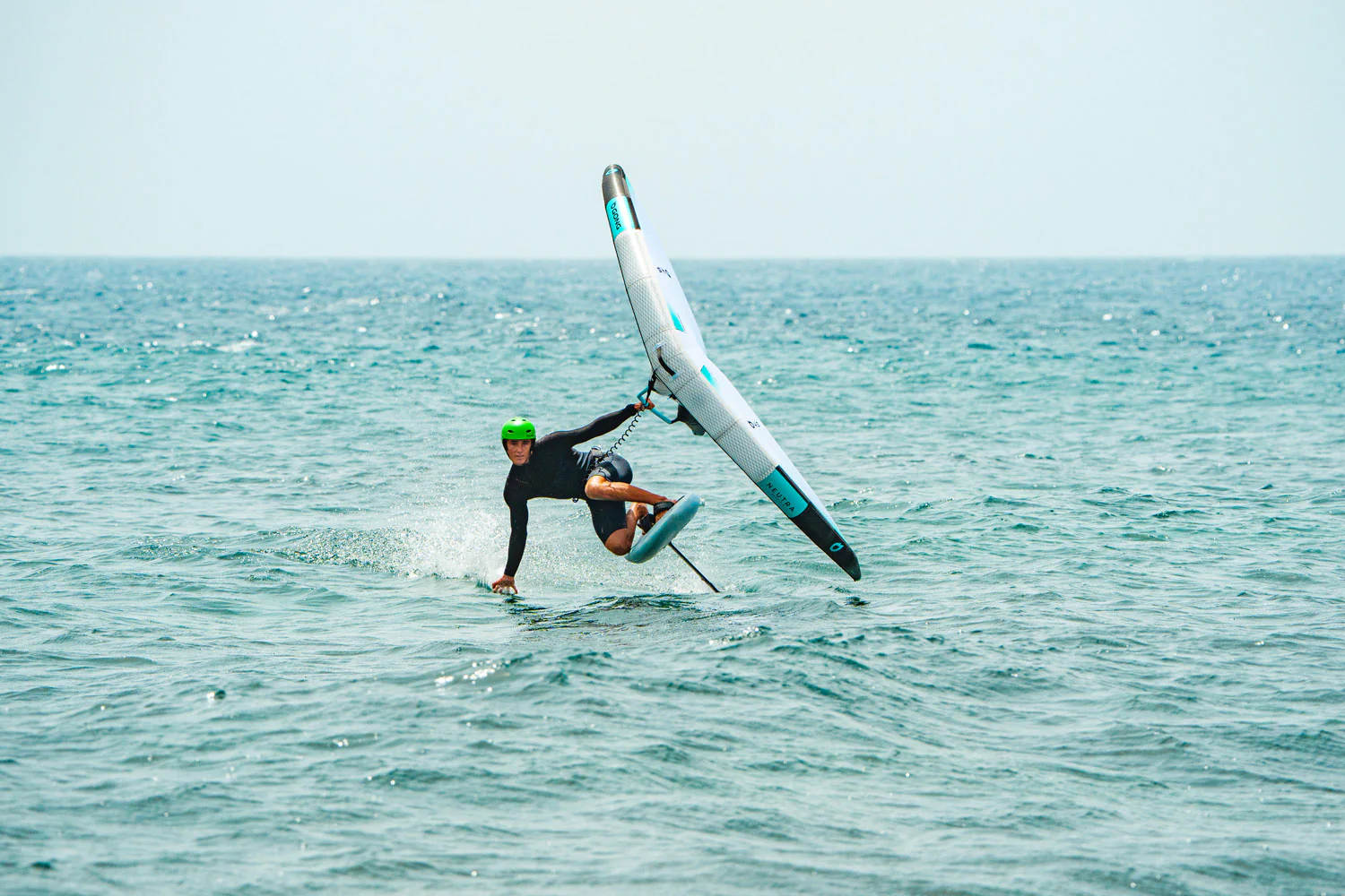 GONG | Wing Foil Board Cruzader Point FSP Pro - Image 34