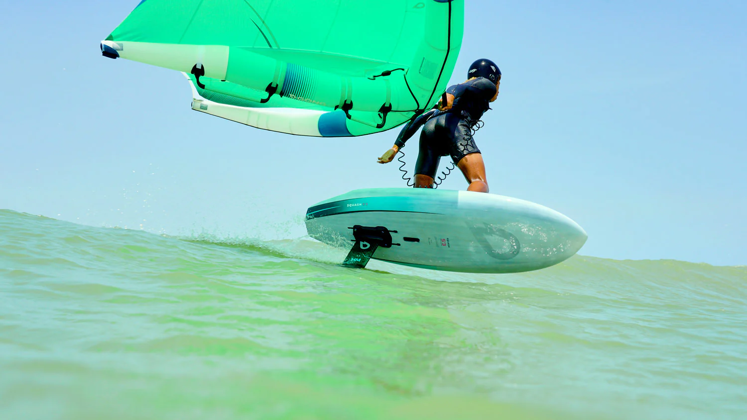 GONG | Wing Foil Board Cruzader Squash FSP Pro - Image 22