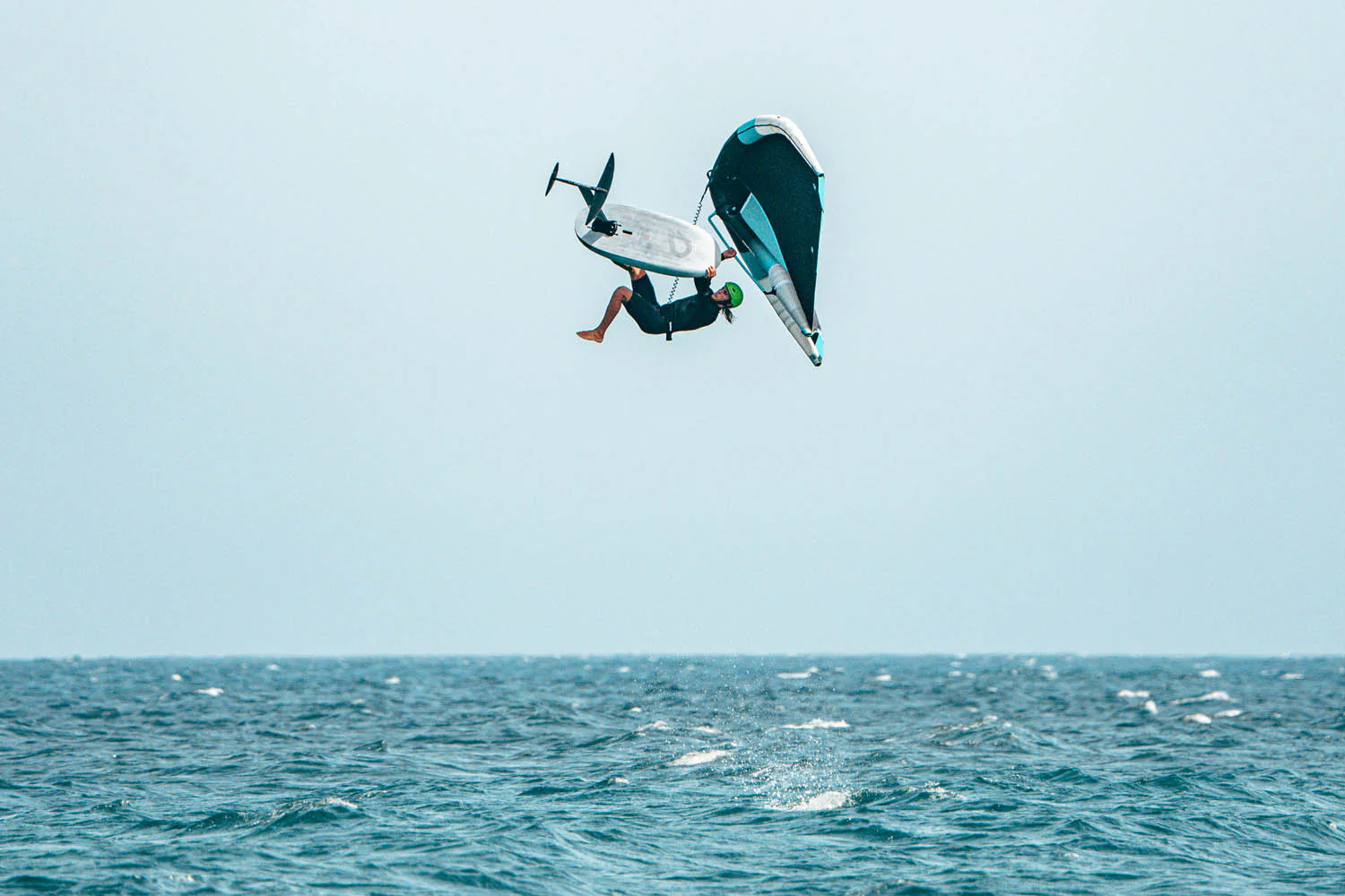 GONG | Wing Foil Board Stunt FSP Pro - Image 23
