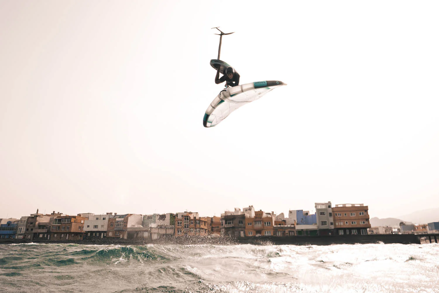 GONG | Wing Foil Board Stunt FSP Pro - Image 25